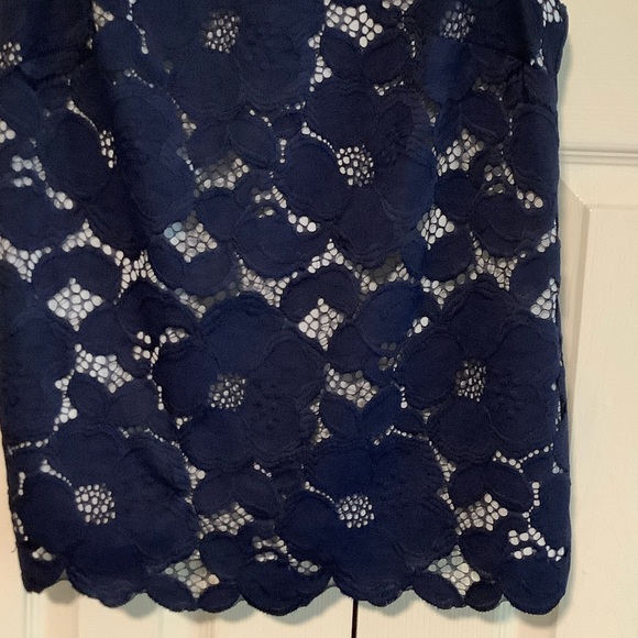 Lilly Pulitzer “Iona” Navy Top SZ S - Picture 5 of 11